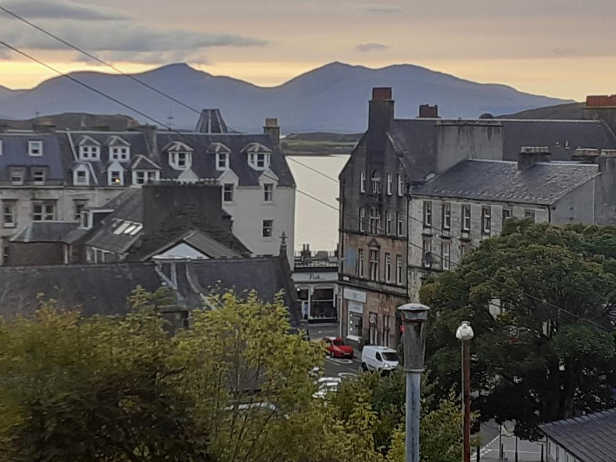 The Coorie Inviting 1-Bed Apartment In Oban Eksteriør billede